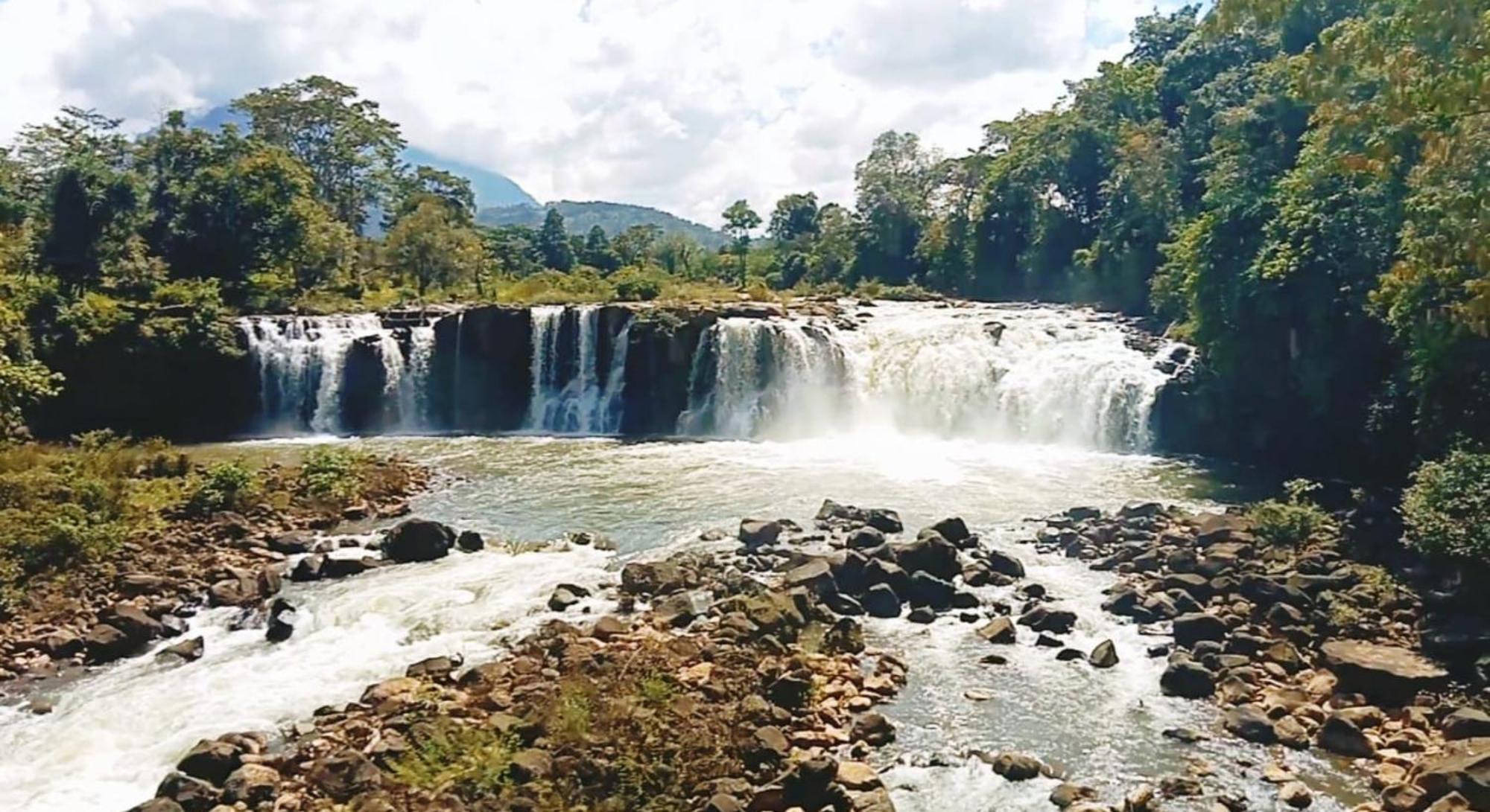 Ban Kiangtat Fandee Island Treehouses & Ziplines - Tad Lo, Bolaven Loop Pakse מראה חיצוני תמונה