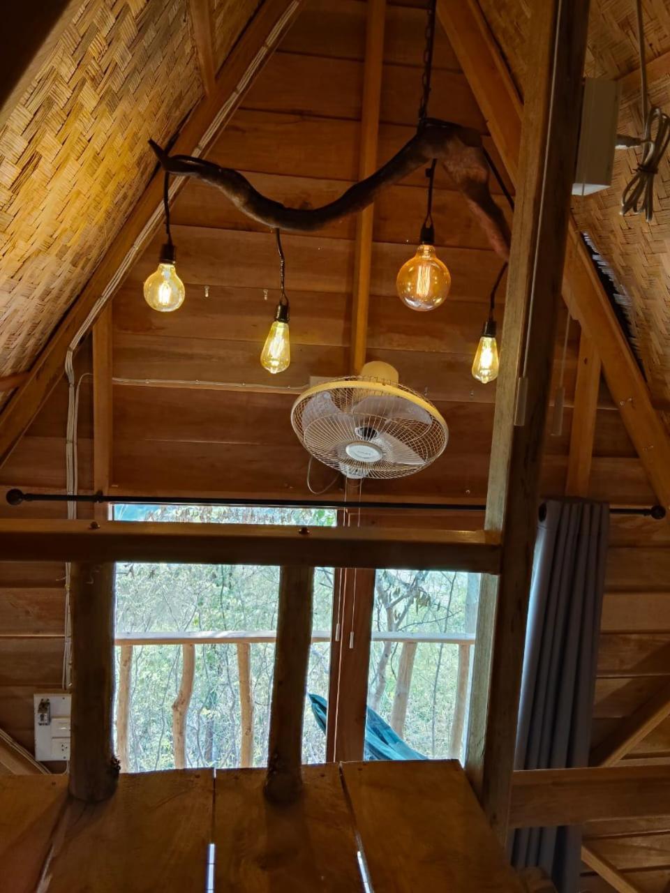 Ban Kiangtat Fandee Island Treehouses & Ziplines - Tad Lo, Bolaven Loop Pakse מראה חיצוני תמונה